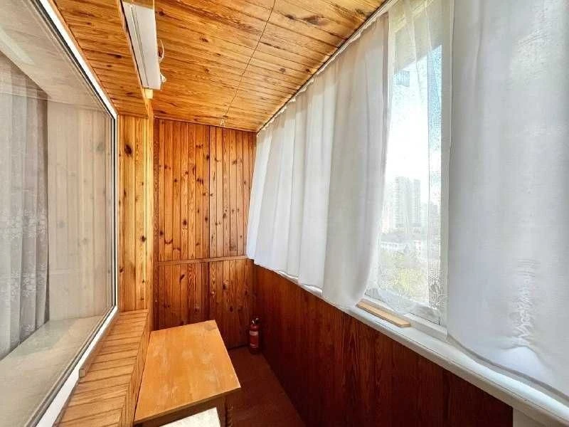 Оренда 2-кімнатної квартири, вул. Солом'янська, 16Б