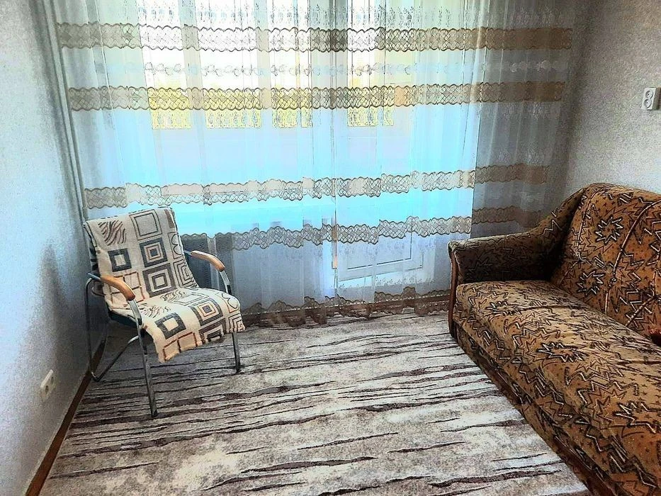 2-кімнатна. Дарницький р-н. вул. Малишка 25