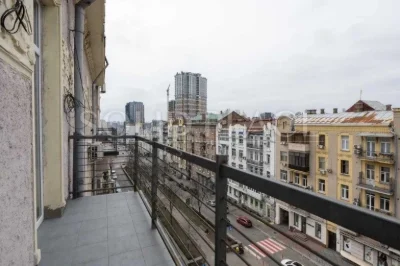 ОРЕНДА ДВОРІВНЕВОЇ КВАРТИРИ 200 м² | центр Києва | ВУЛ. Анто