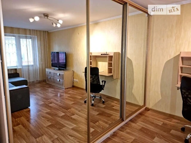Довготривала оренда 1к квартири на вул. Петра Ніщинського 12