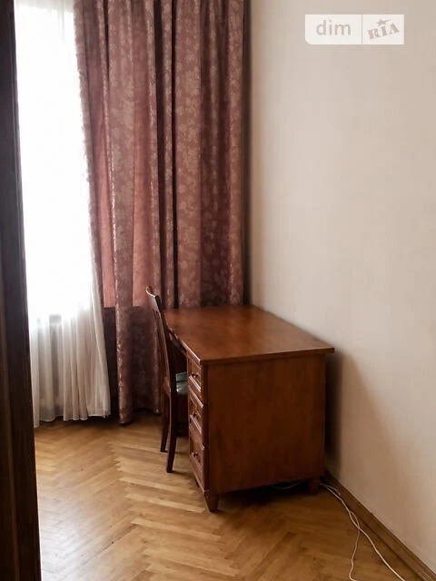 Здам в оренду кімнату на вул. Велика Васильківська 132 довго