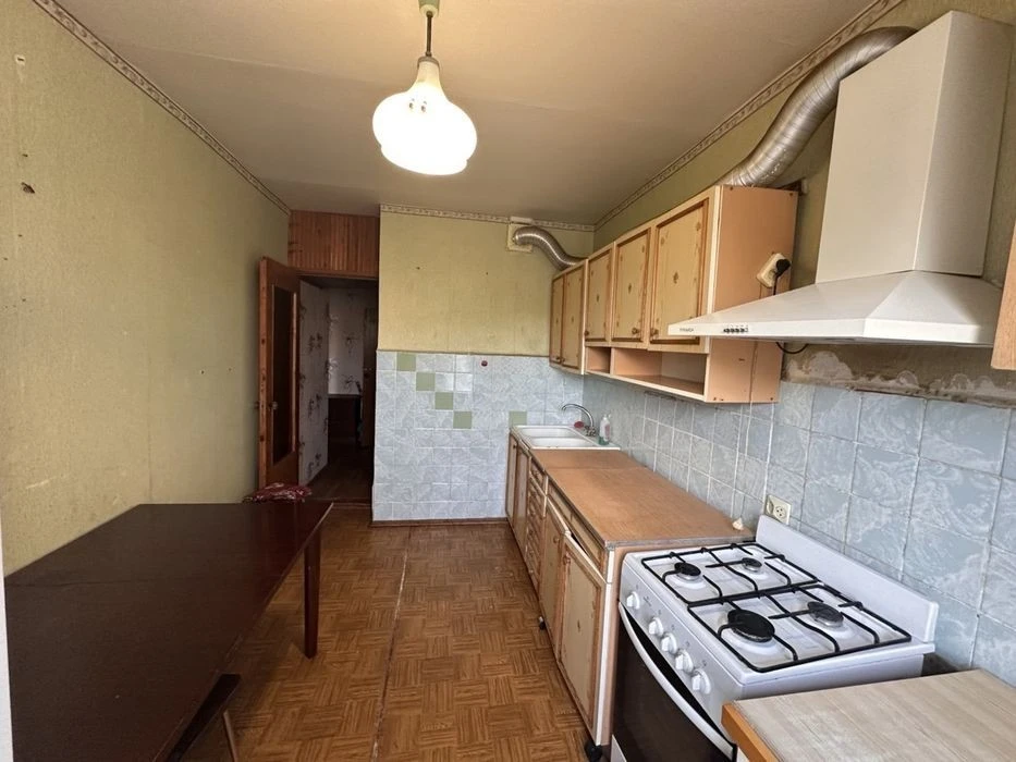 Продається однокімнатна квартира за адресою: бульвар Леоніда