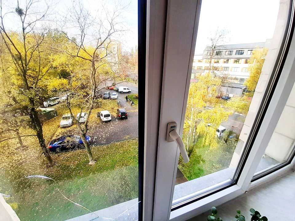 Квартира. Київ, Загорівська вул. (Багговутівська)