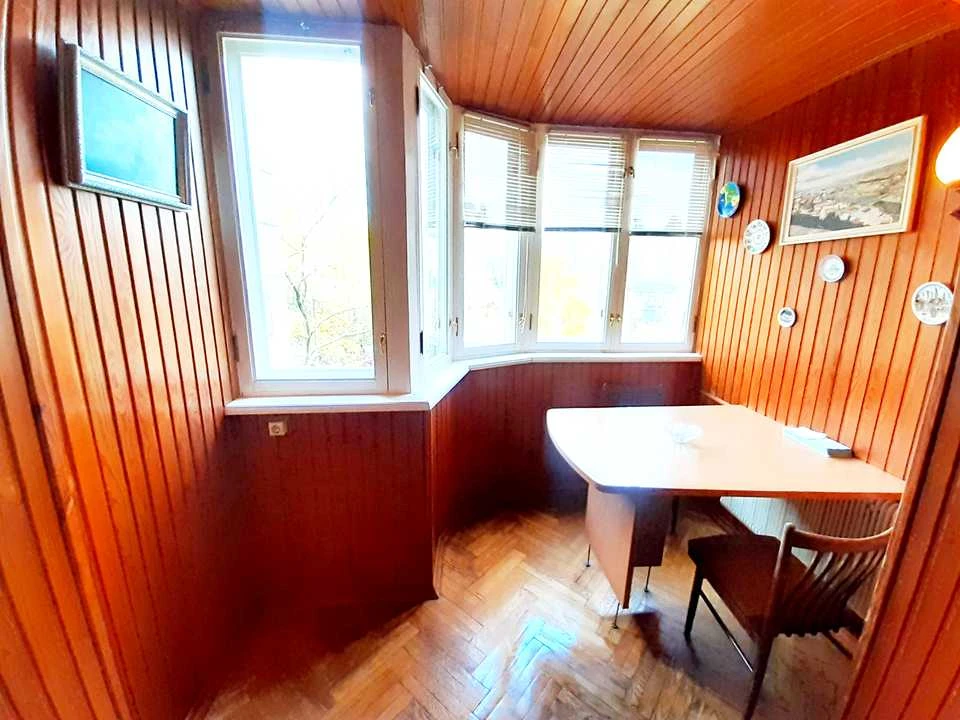 Квартира. Київ, Загорівська вул. (Багговутівська)