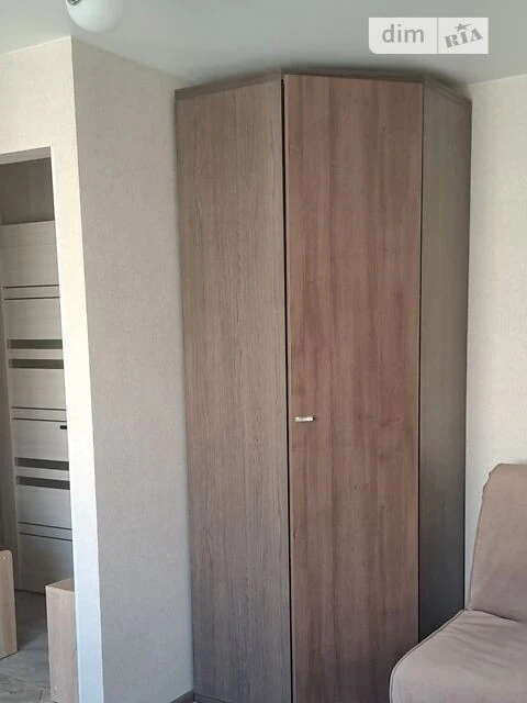 Довготривала оренда 1к квартири на вул. Предславинська 12 •
