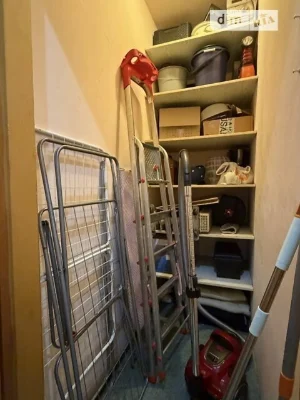 Довготривала оренда 3к квартири на вул. Предславинська 38 •