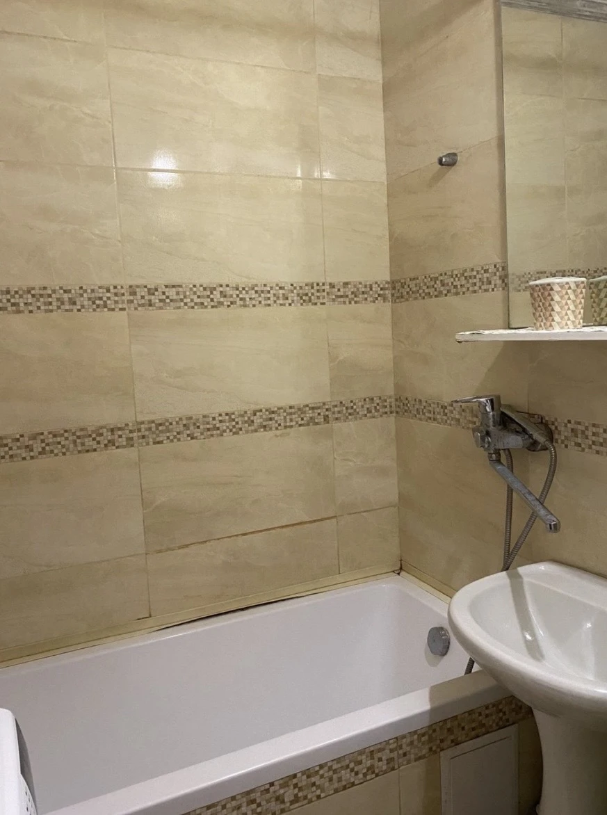 Аренда 3-комнатной квартиры 73 м², Николая Бажана просп., 7