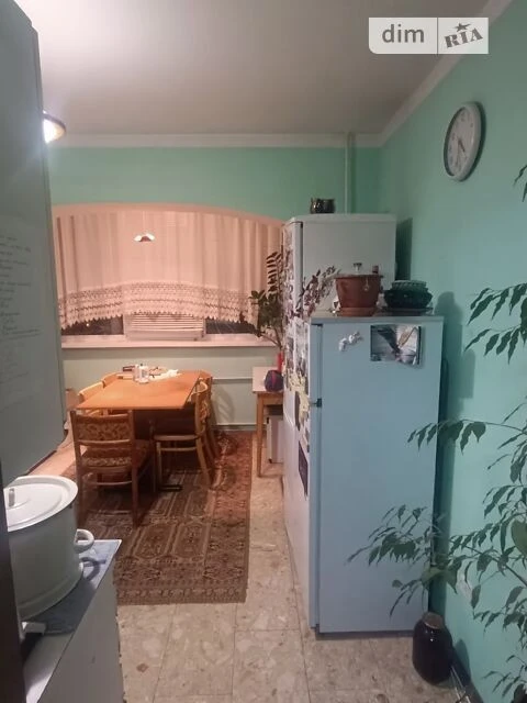 Здам в оренду кімнату на вул. Каштанова 4 довгостроково • ID