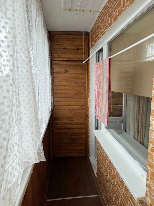 2-к квартиру, пр-т Бажана 9-А. Метро Харківська - 3 хвилини.