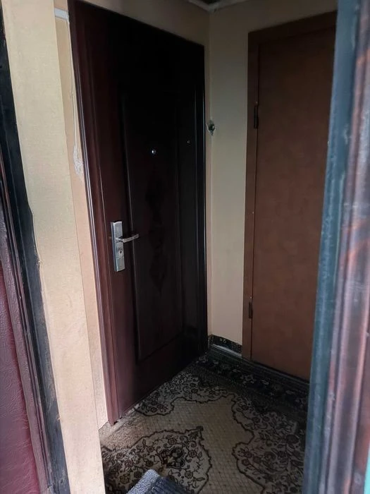 2-к квартиру, пр-т Бажана 9-А. Метро Харківська - 3 хвилини.