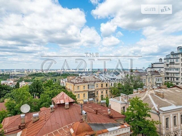 Продажа 3к квартиры 76 кв. м по ул. Большая Житомирская 27 •