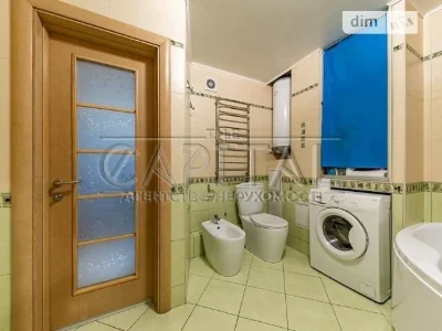 Продажа 3к квартиры 76 кв. м по ул. Большая Житомирская 27 •