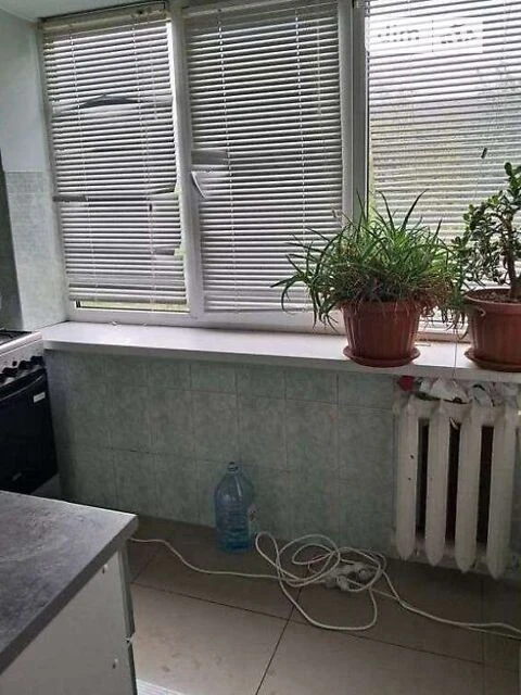 Довготривала оренда 2к квартири на вул. Івана Миколайчука 7