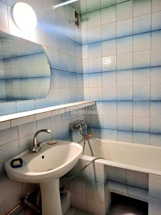 For sale 3-room apartment, improved planning, Zhukovsky village