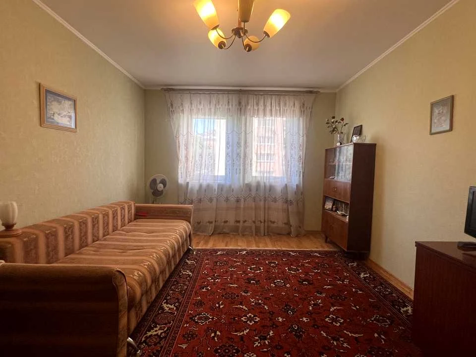Квартира. Київ, Науки просп.