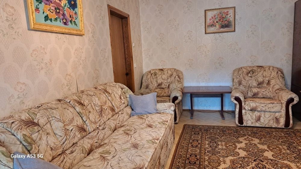 Пропонується 2-кімнатна квартира по вул. Григоренка буд. 7а
