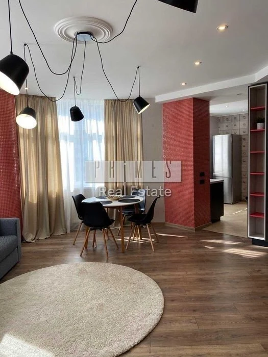 Оренда 4-кімнатної квартири 136 м², Лук'янівка, вул. Полтавс