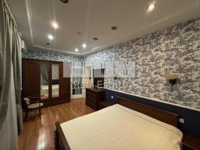 Оренда 3-кімнатної квартири 80 м² біля Майдану Незалежності,