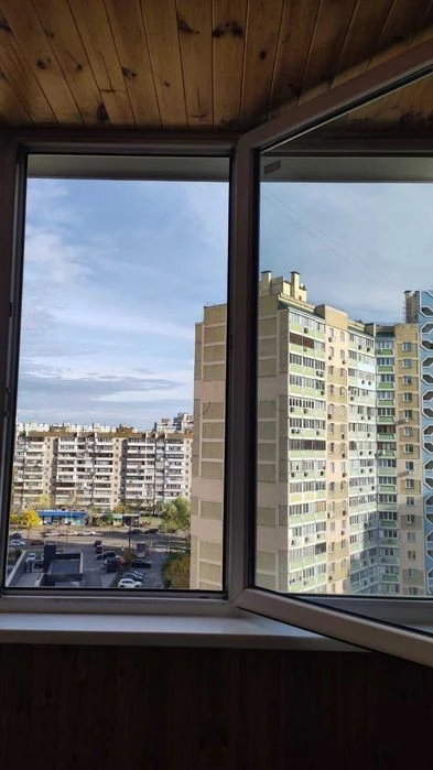 Сдам 1-х ком. квартиру на Драгоманова!