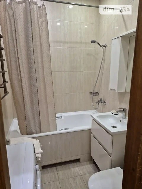 Довготривала оренда 1к квартири на вул. Басейна 12 • ID 3476