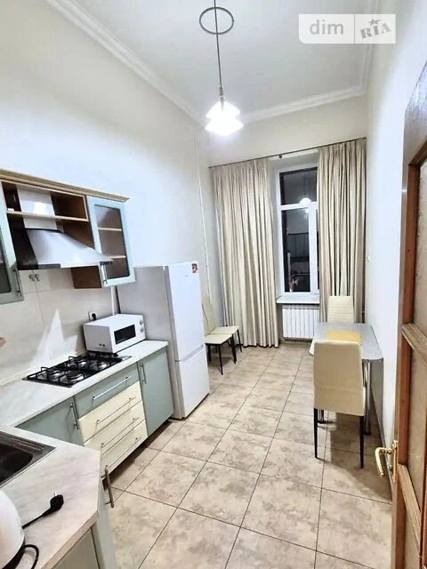 Довготривала оренда 1к квартири на вул. Басейна 12 • ID 3476