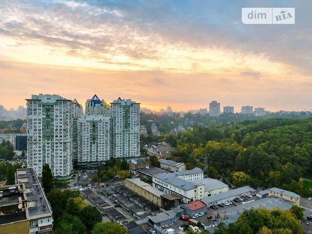 Довготривала оренда 3к квартири на вул. Митрополита Василя Л