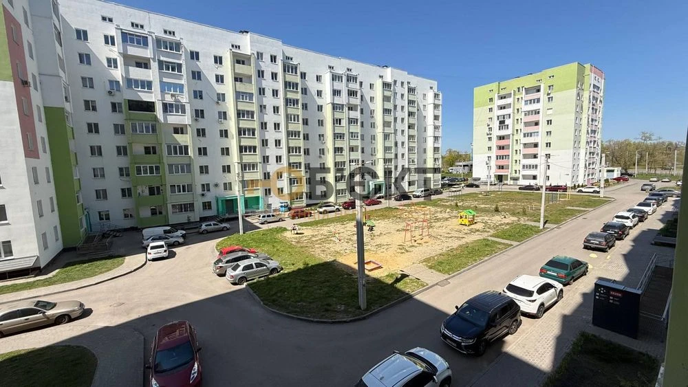 Простора 3-кімнатна квартира, ЖК Мира-3, 80 м2, м. Індустріа
