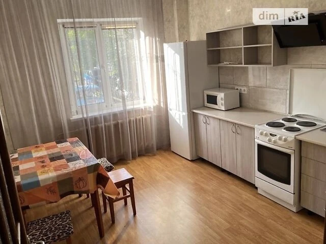 Довготривала оренда 1к квартири на вул. Героїв Маріуполя 4 •
