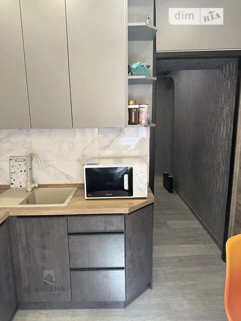 Довготривала оренда 2к квартири на вул. Кирило-Мефодіївська