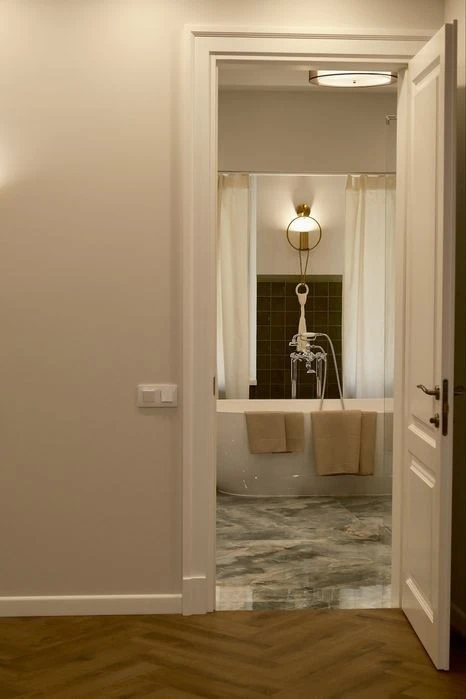 Оренда 4-кімнатної квартири 250 м² | 4 тераси (60 м²) | Поді
