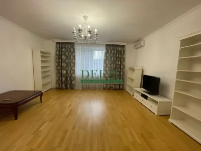 Оренда дворівневої квартири 190 м2 вул. Олександра Кониськог