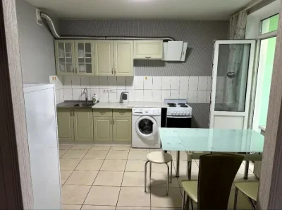 Здам однокімнатну квартиру, метро нивки 3 хв (пішком)