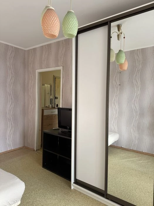 For sale 1-room apartment Kyiv Bulgakova street 8-A