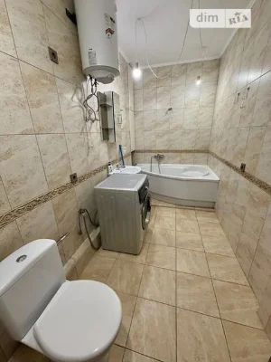 Довготривала оренда 1к квартири на вул. Петропавлівська 50Б