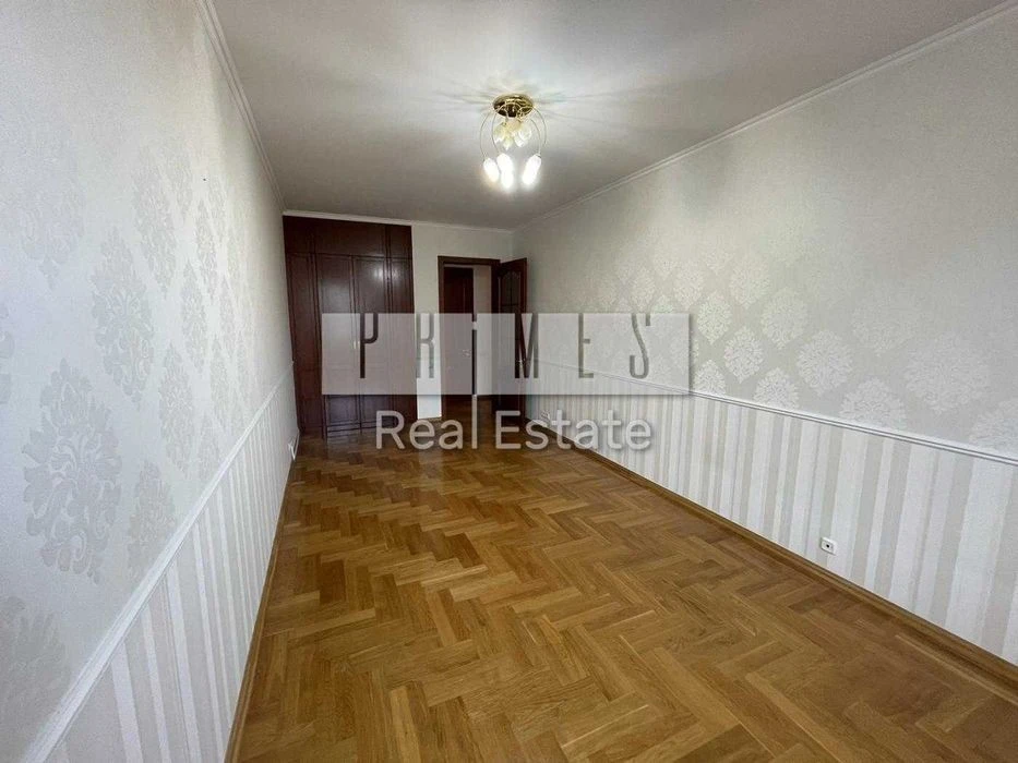 Оренда 4к квартири, вул. Паторжинського, 14, Центр
