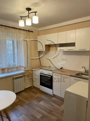 Оренда 1 к кв Світлицького 30/20/Виноградар