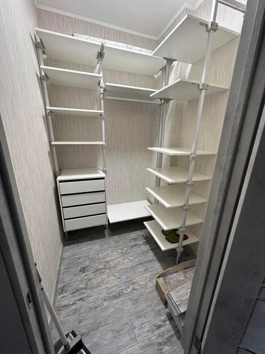 Ст. м. «Деміївська», Район пр. Науки, вул. Ракетна 24, секці