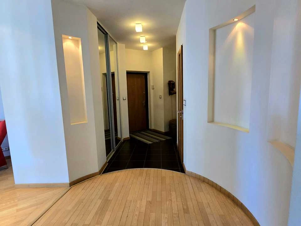 Квартира. Київ, Лесі Українки бульв.