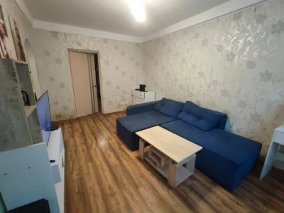 Продается 2-комнатная квартира в Хортицком районе.