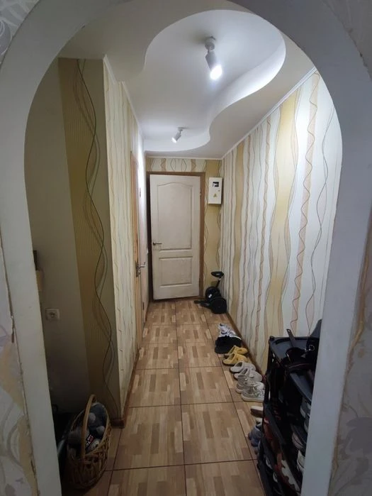 Продается 2-комнатная квартира в Хортицком районе.