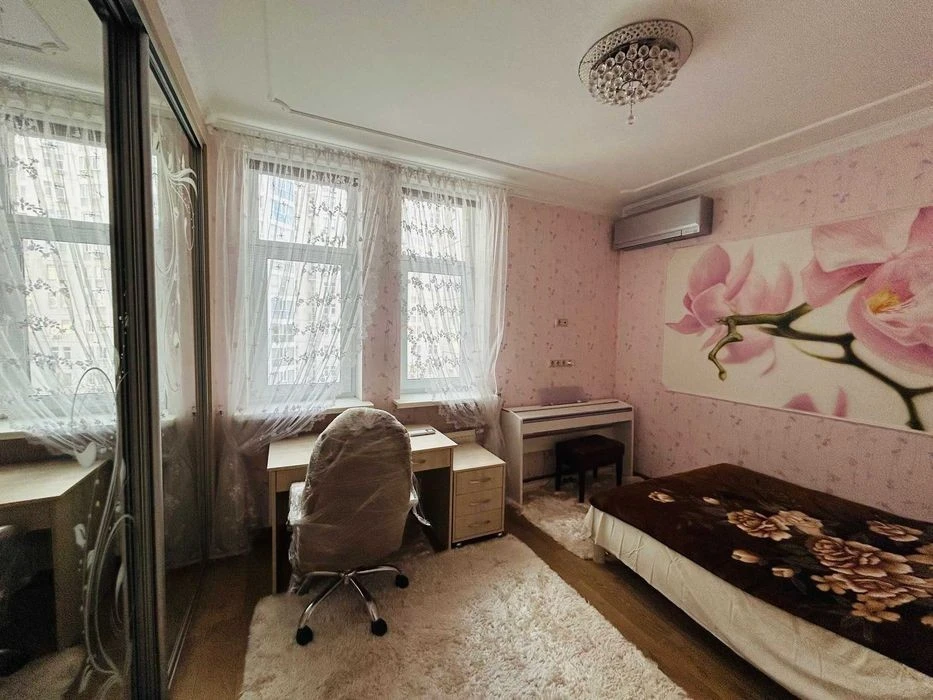 Дворівнева 5-к квартира (146,7 м') у ЖК Avenue, Печерськ, Ми