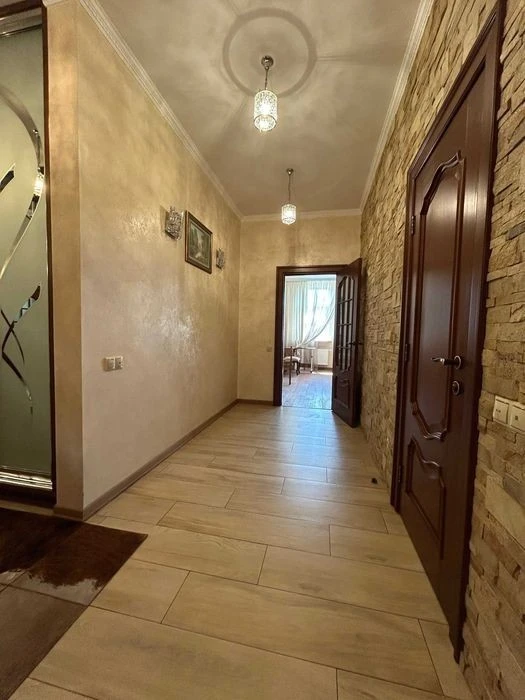 Дворівнева 5-к квартира (146,7 м') у ЖК Avenue, Печерськ, Ми
