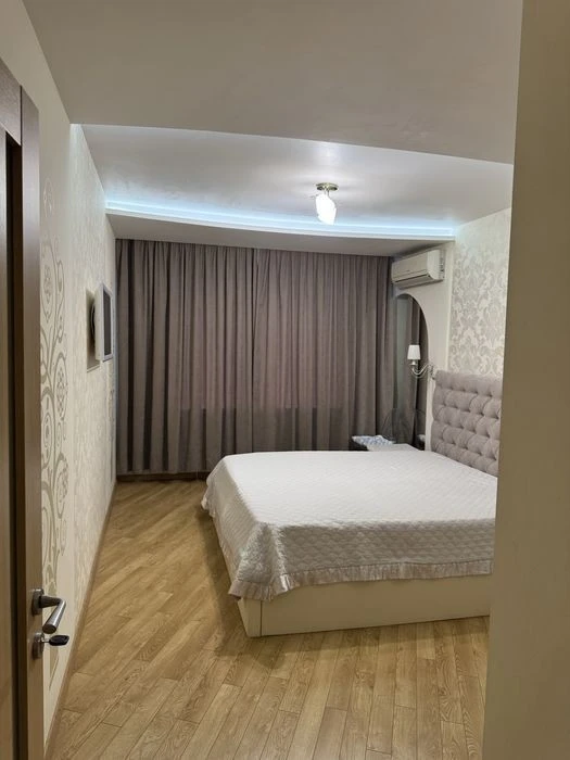 Три кімнатна квартира, Урлівська 36