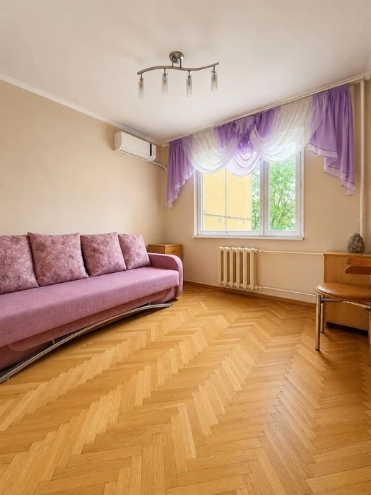 Квартира в аренду 3к Солом'янка, Севастопольска площа