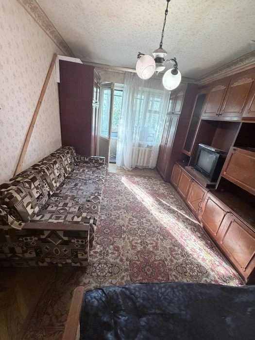 Здам в оренду ДВОКІМНАТНУ квартиру на Дорогожичах. Метро 10