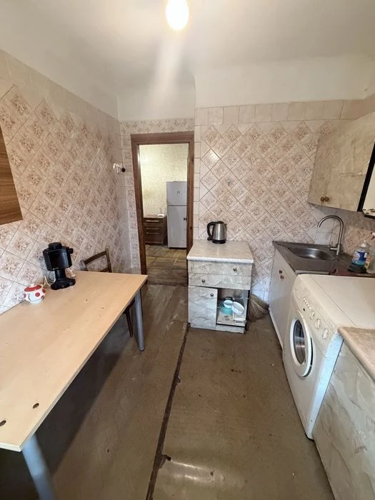 Здам в оренду ДВОКІМНАТНУ квартиру на Дорогожичах. Метро 10