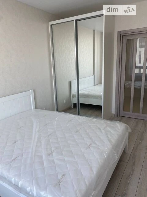 Довготривала оренда 1к квартири на вул. Салютна 2 • ID 34763
