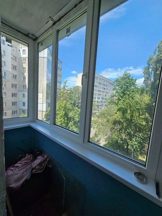 Оренда 2-кімнатна квартира 4 поверх Волинська 25 Солом'янськ