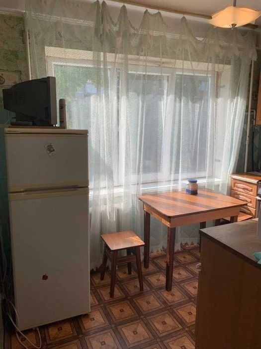 Здається 2х кімн. кварт. Воскресенський прт. 25В (Перова)