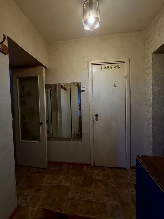 Довгостроково здам 1-к. квартиру біля метро Вирлиця, вул. Ка
